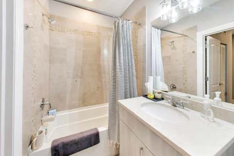 Tiny photo for 5210 S King Drive #C, Chicago, IL 60615 (MLS # 12696080)