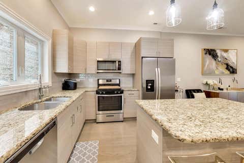 Tiny photo for 5210 S King Drive #C, Chicago, IL 60615 (MLS # 12696080)