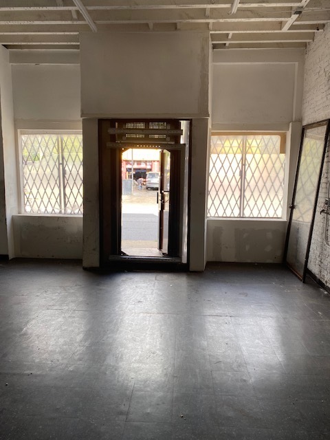 937 W 59th Street