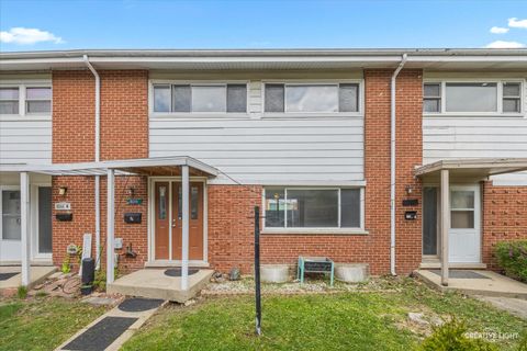 8044 W Lyons Street B Niles IL 60714