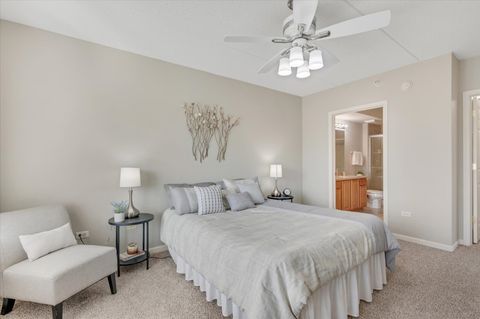 Tiny photo for 1 S Lincoln Avenue #311, Lombard, IL 60148 (MLS # 12608908)