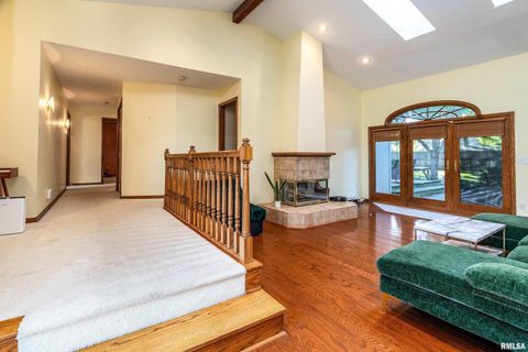 Tiny photo for 600 Deer Lake Drive W, Carbondale, IL 62901 (MLS # EB460105)