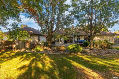 Tiny photo for 600 Deer Lake Drive W, Carbondale, IL 62901 (MLS # EB460105)