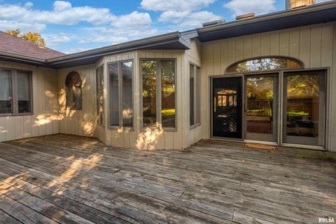 Tiny photo for 600 Deer Lake Drive W, Carbondale, IL 62901 (MLS # EB460105)