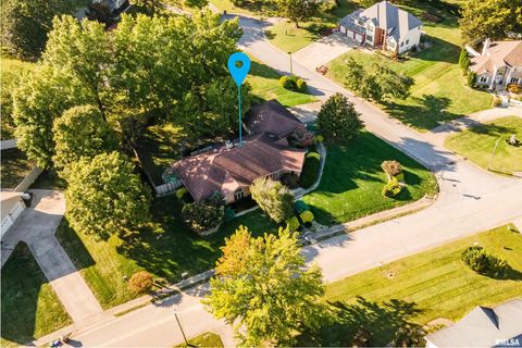 Tiny photo for 600 Deer Lake Drive W, Carbondale, IL 62901 (MLS # EB460105)