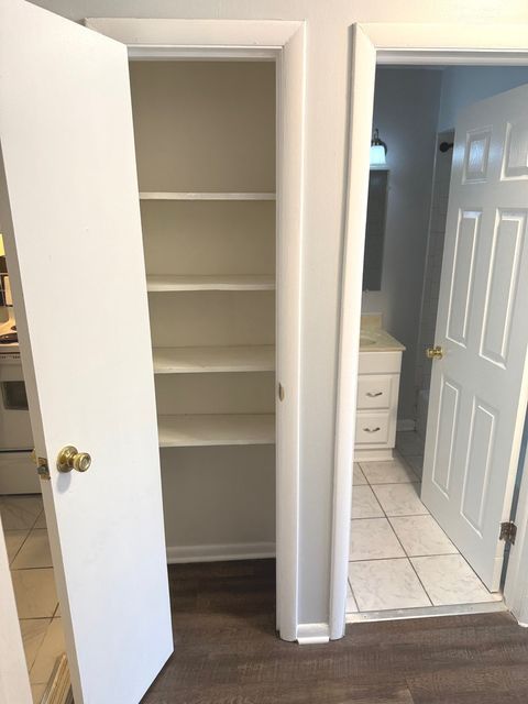 Tiny photo for 1110 W 18th Street #1E, Broadview, IL 60155 (MLS # 12521740)