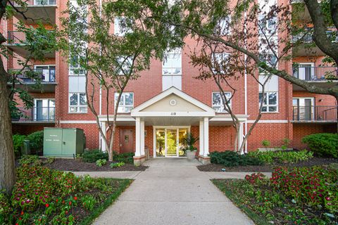 Tiny photo for 110 N Milwaukee Avenue #305, Wheeling, IL 60090 (MLS # 12469399)