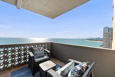 Tiny photo for 6301 N Sheridan Road #17R, Chicago, IL 60660 (MLS # 12747284)