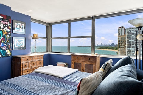 Tiny photo for 6301 N Sheridan Road #17R, Chicago, IL 60660 (MLS # 12747284)