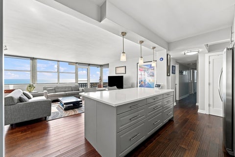Tiny photo for 6301 N Sheridan Road #17R, Chicago, IL 60660 (MLS # 12747284)
