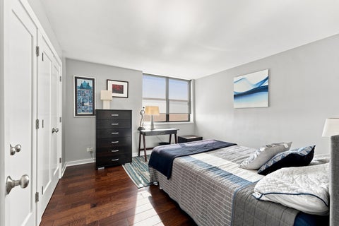 Tiny photo for 6301 N Sheridan Road #17R, Chicago, IL 60660 (MLS # 12747284)