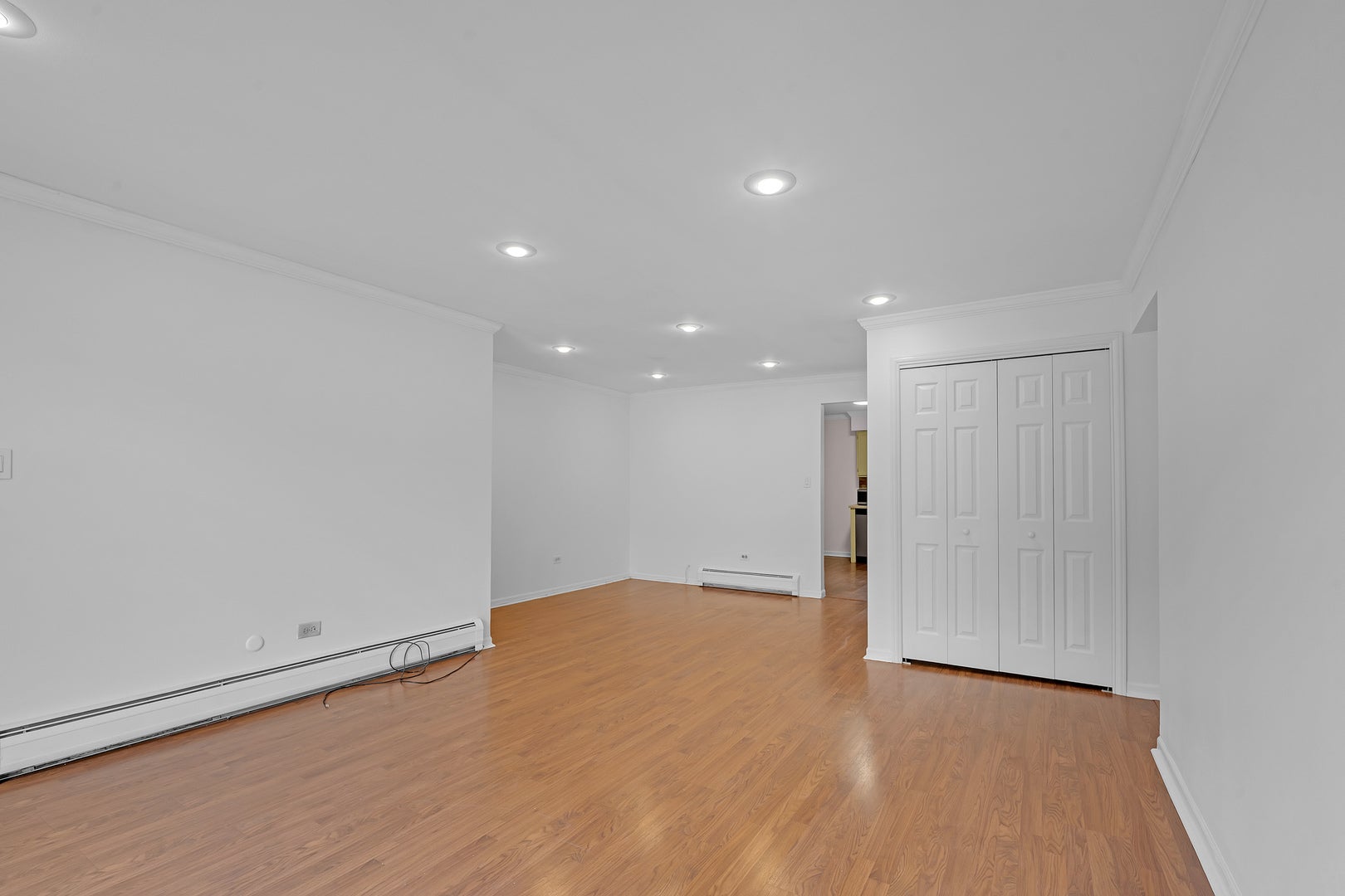 5151 N East River Road 332D