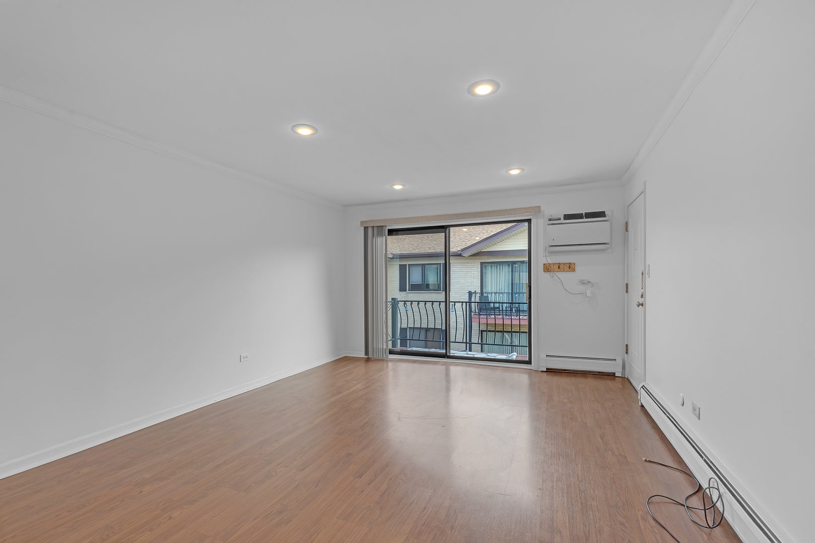 5151 N East River Road 332D