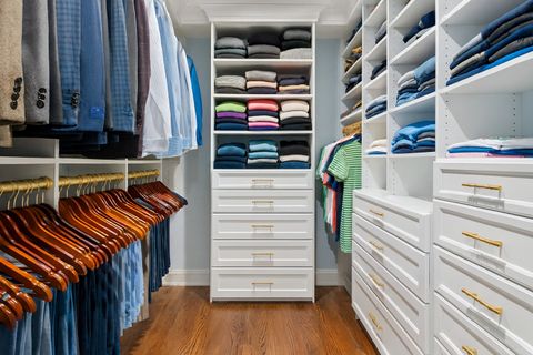 Tiny photo for 925 Ashland Avenue, Wilmette, IL 60091 (MLS # 12571736)