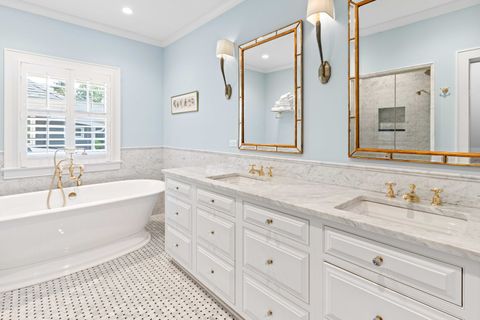 Tiny photo for 925 Ashland Avenue, Wilmette, IL 60091 (MLS # 12571736)