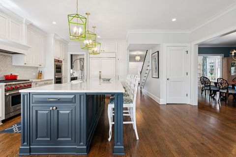 Tiny photo for 925 Ashland Avenue, Wilmette, IL 60091 (MLS # 12571736)