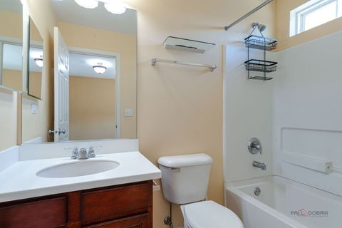 Tiny photo for 532 S Jade Lane, Round Lake, IL 60073 (MLS # 12605449)