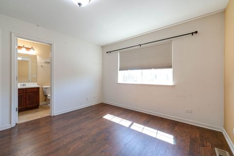 Tiny photo for 532 S Jade Lane, Round Lake, IL 60073 (MLS # 12605449)