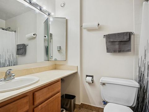 Tiny photo for 5320 N Sheridan Road #2509, Chicago, IL 60640 (MLS # 12504512)
