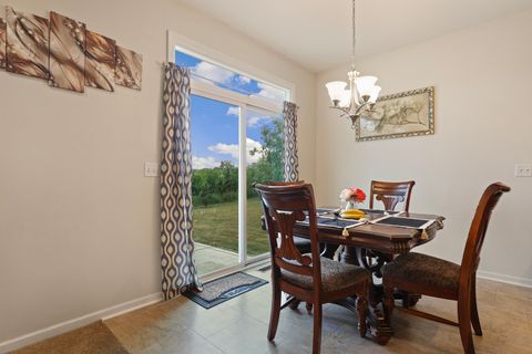 Tiny photo for 72 Kenneth Avenue, Matteson, IL 60443 (MLS # 12463290)