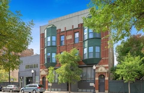1906 S Halsted Street 3F Chicago IL 60608
