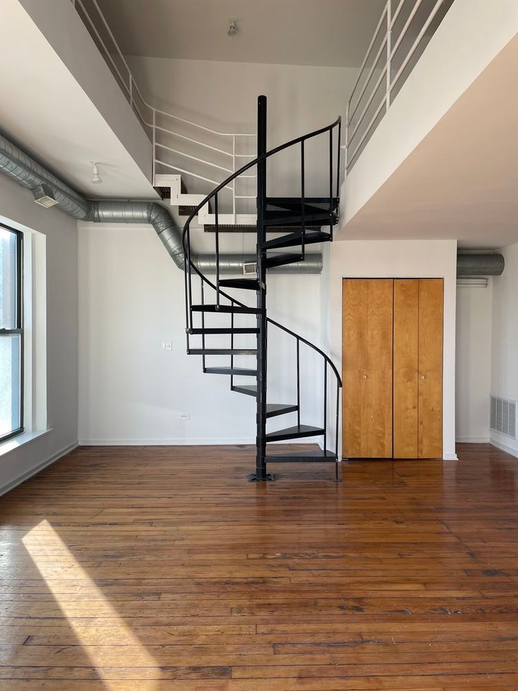 1906 S Halsted Street 3F