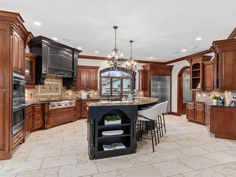 Tiny photo for 712 E Hillside Road, Naperville, IL 60540 (MLS # 12585269)