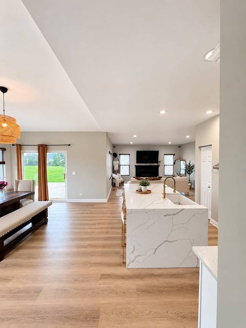Tiny photo for 3385 Silver City Court, Montgomery, IL 60538 (MLS # 12766366)
