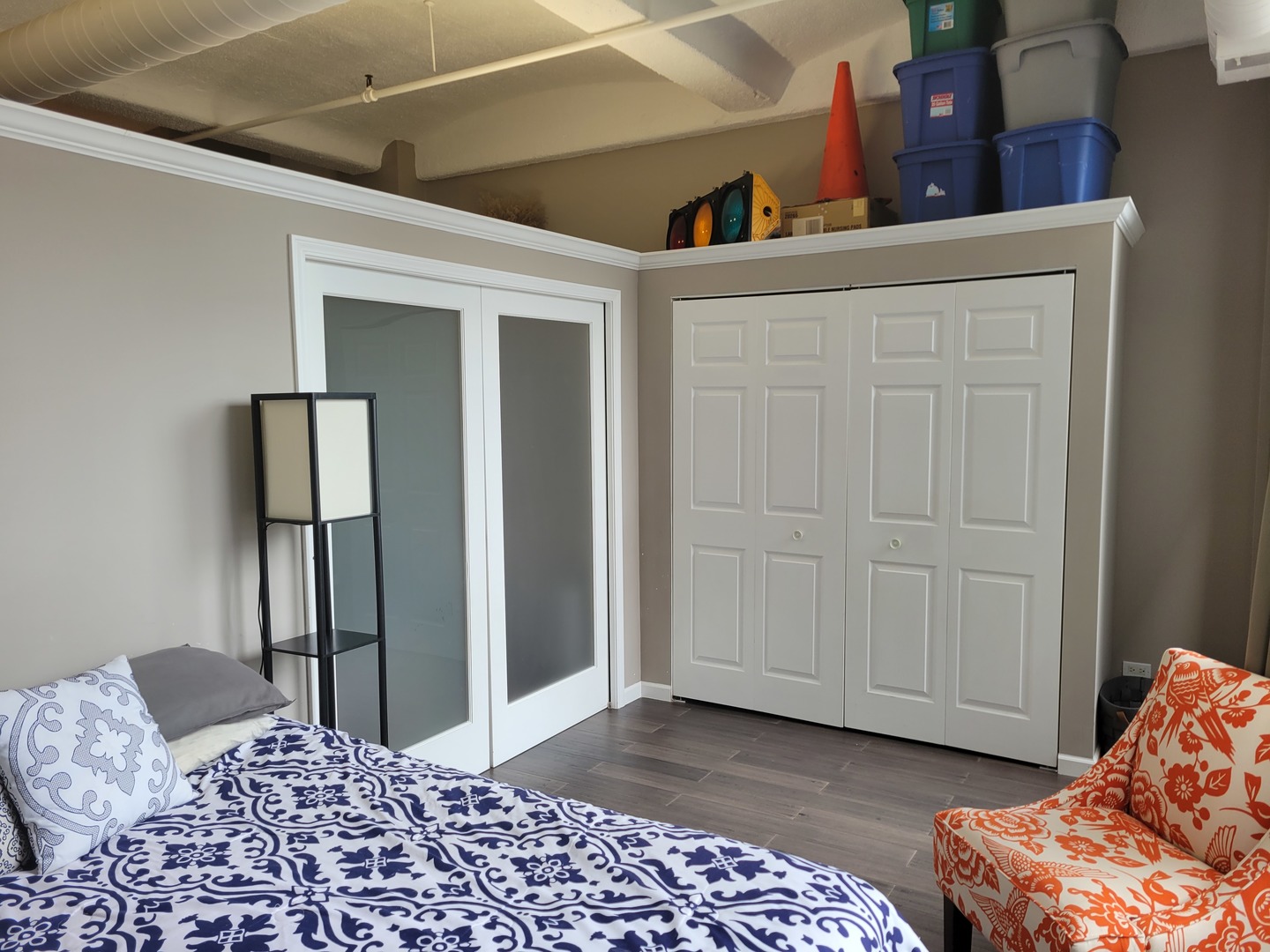 633 S Plymouth Court 703