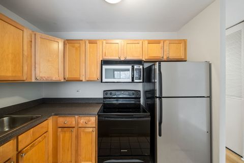Tiny photo for 607 W Wrightwood Avenue #407, Chicago, IL 60614 (MLS # 12549705)