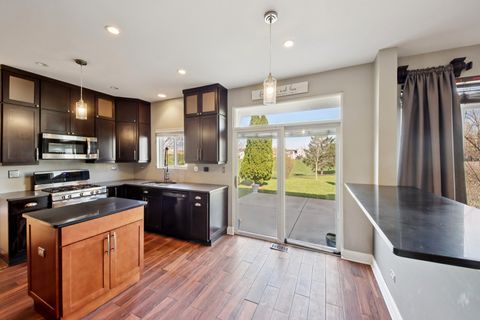 Tiny photo for 6 Kingsbrooke Court, Bolingbrook, IL 60440 (MLS # 12612251)