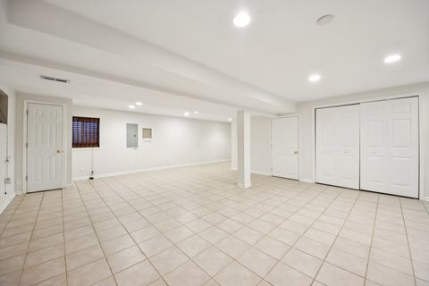 Tiny photo for 6 Kingsbrooke Court, Bolingbrook, IL 60440 (MLS # 12612251)