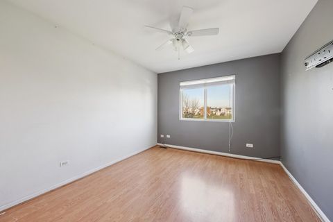 Tiny photo for 6 Kingsbrooke Court, Bolingbrook, IL 60440 (MLS # 12612251)