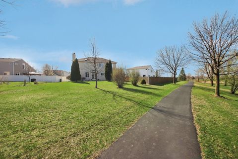 Tiny photo for 6 Kingsbrooke Court, Bolingbrook, IL 60440 (MLS # 12612251)