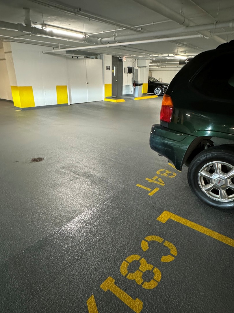 405 N Wabash Avenue C81-82T