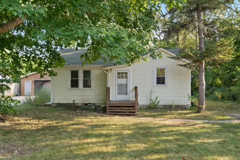 Tiny photo for 1611 19th Street, Zion, IL 60099 (MLS # 12492342)