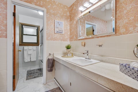 Tiny photo for 298 Peach Tree Lane, Elk Grove Village, IL 60007 (MLS # 12739108)