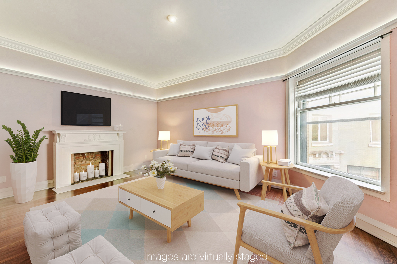 4826 S Dorchester Avenue 2W