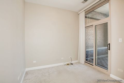 Tiny photo for 3113 W Lawrence Avenue #A301, Chicago, IL 60625 (MLS # 12491717)
