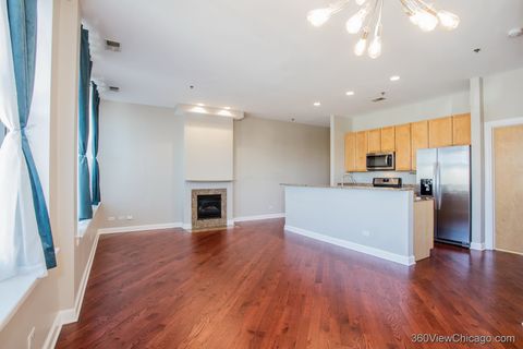 Tiny photo for 3113 W Lawrence Avenue #A301, Chicago, IL 60625 (MLS # 12491717)