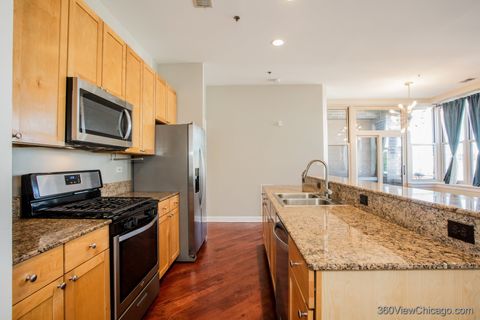 Tiny photo for 3113 W Lawrence Avenue #A301, Chicago, IL 60625 (MLS # 12491717)