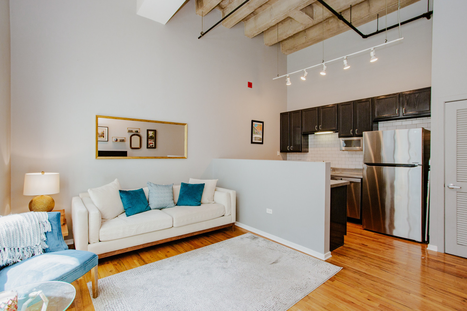 1645 W Ogden Avenue 338