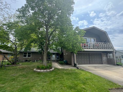 Photo of 1380 Sommerset Way, Bourbonnais, IL 60914 (MLS # 12572840)