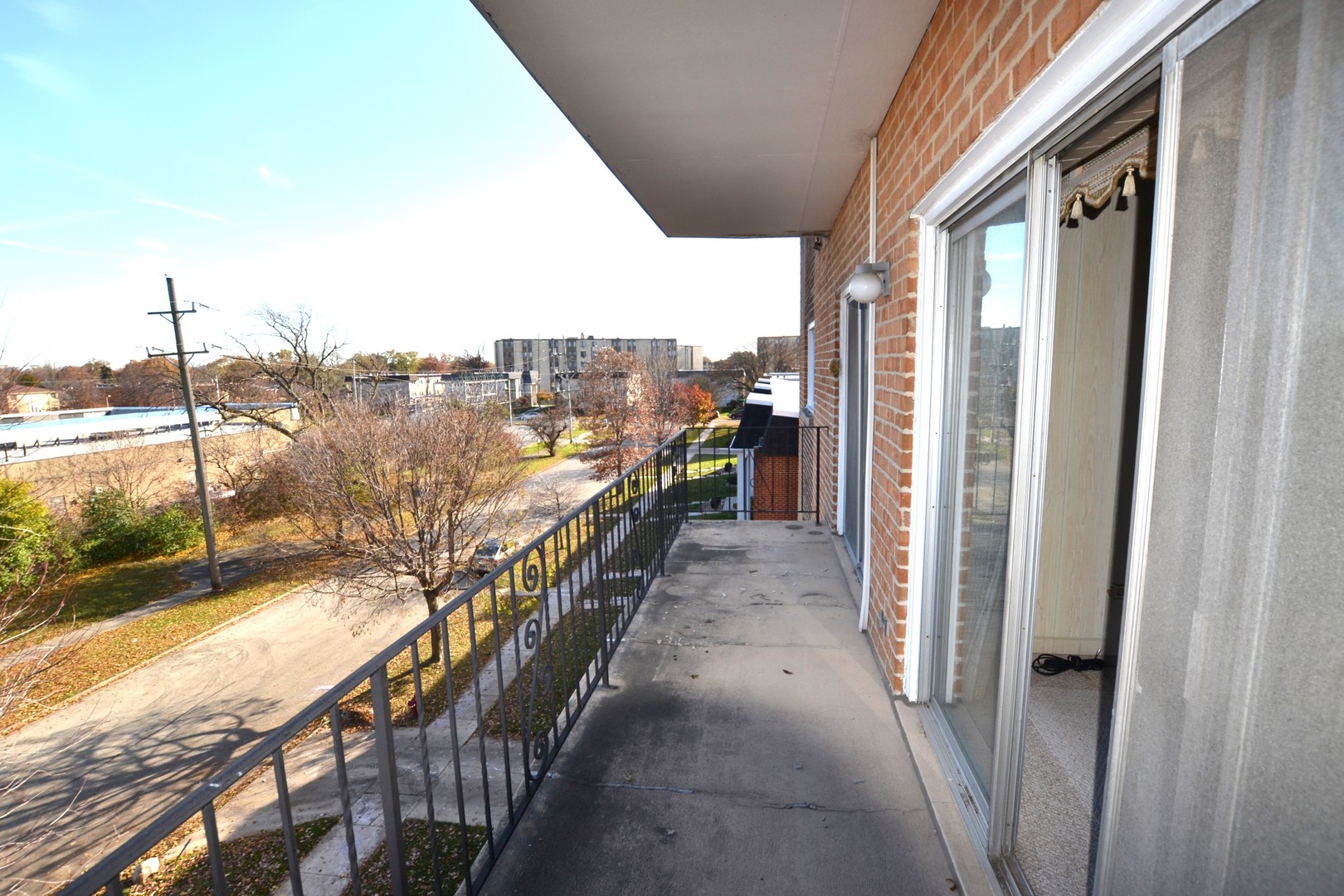 Oak Lawn, Illinois 60453, United States, 2 Bedrooms Bedrooms, ,2 BathroomsBathrooms,Residential,Active,244409