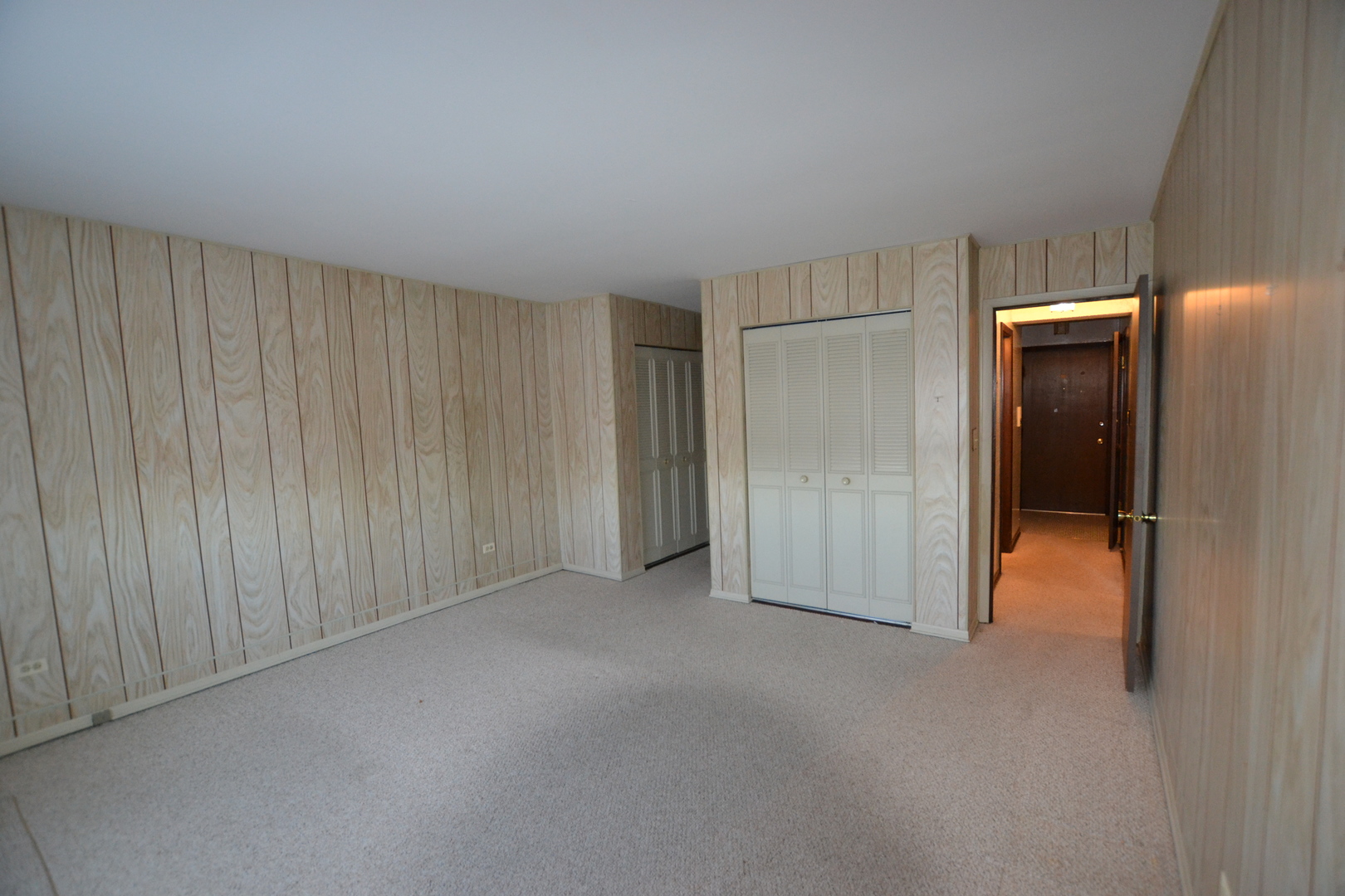 Oak Lawn, Illinois 60453, United States, 2 Bedrooms Bedrooms, ,2 BathroomsBathrooms,Residential,Active,244409