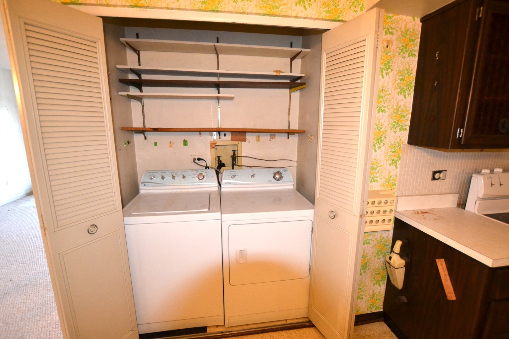 Oak Lawn, Illinois 60453, United States, 2 Bedrooms Bedrooms, ,2 BathroomsBathrooms,Residential,Active,244409