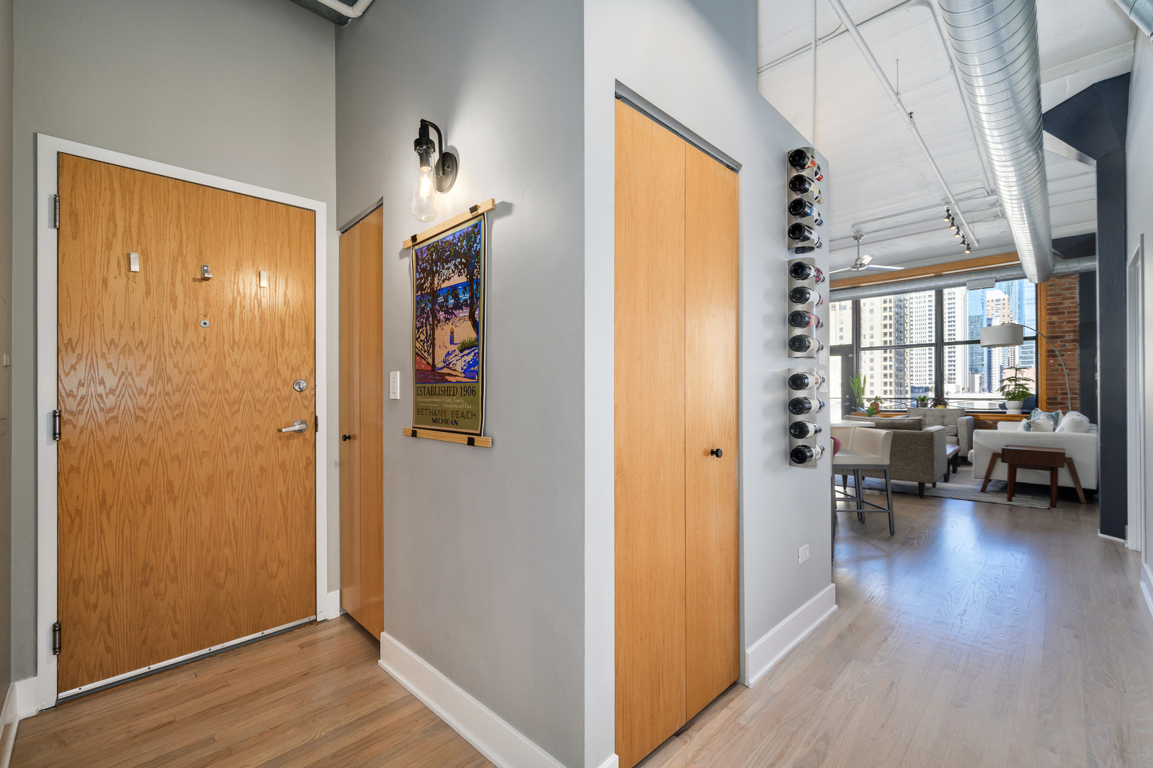 1601 S MICHIGAN Avenue 502