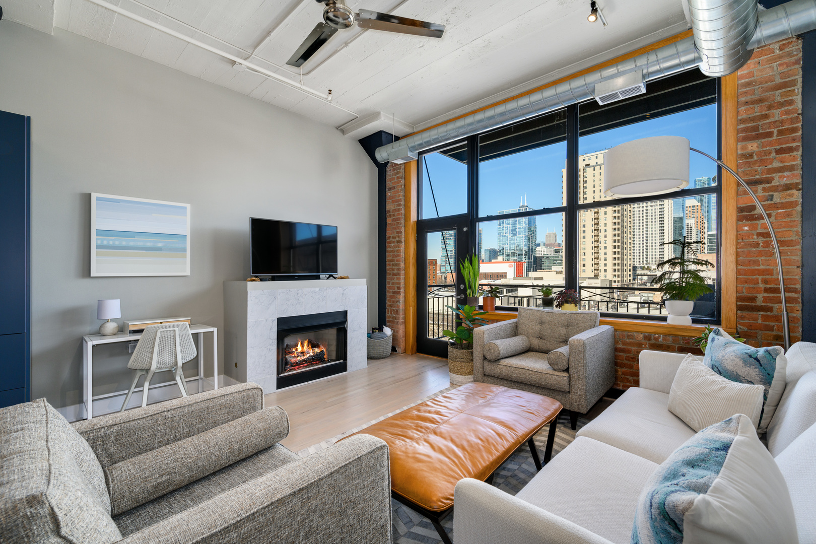 1601 S MICHIGAN Avenue 502