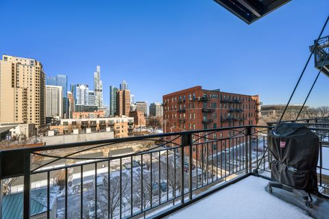 Tiny photo for 1601 S MICHIGAN Avenue #502, Chicago, IL 60616 (MLS # 12581530)