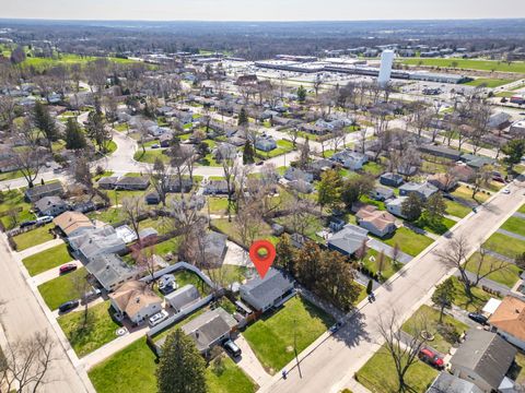 Tiny photo for 117 Hook Road, Carpentersville, IL 60110 (MLS # 12614685)